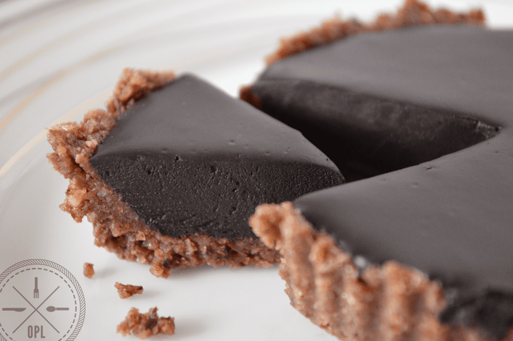 Mini Chocolate Hazelnut Tart {paleo, vegan, raw} | Our Paleo Life