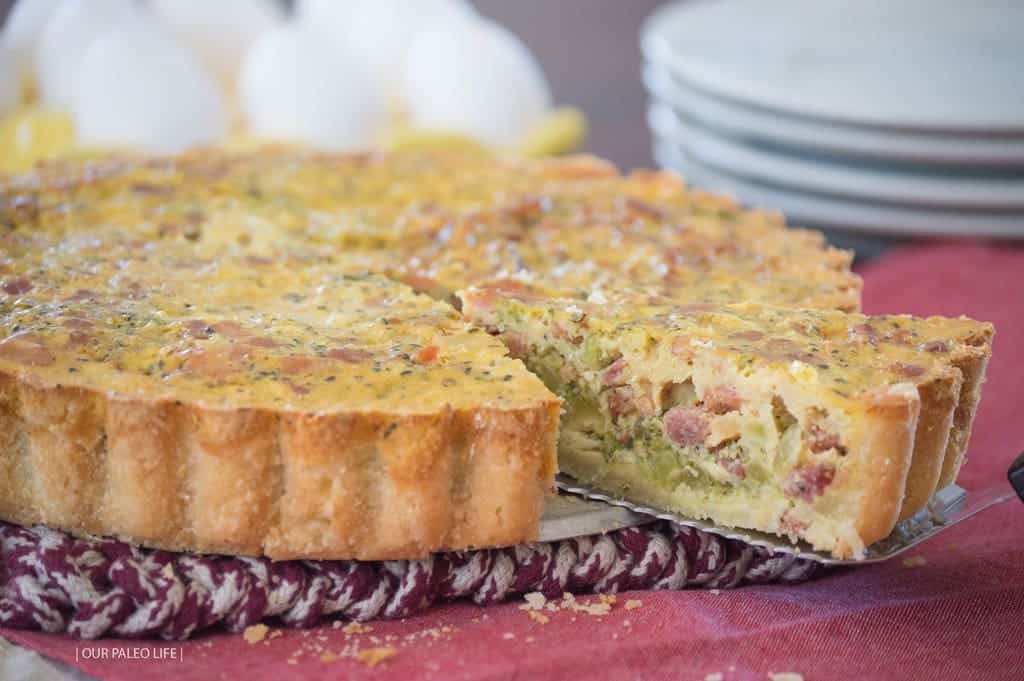 Broccoli Bacon Breakfast Quiche {Whole30} - Shuangy's Kitchensink
