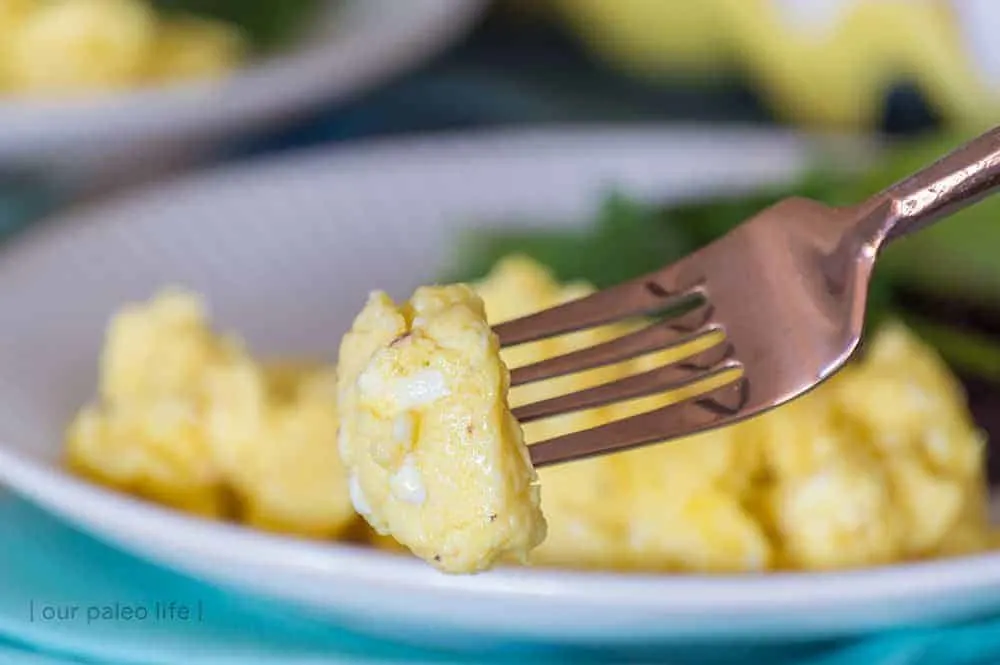 Creamy Scrambled Eggs {low-carb; primal}