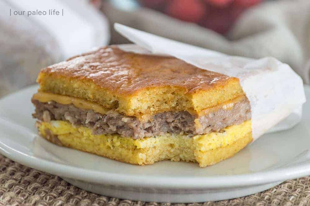 Low Carb Breakfast Sandwiches {2g carbs per sandwich}