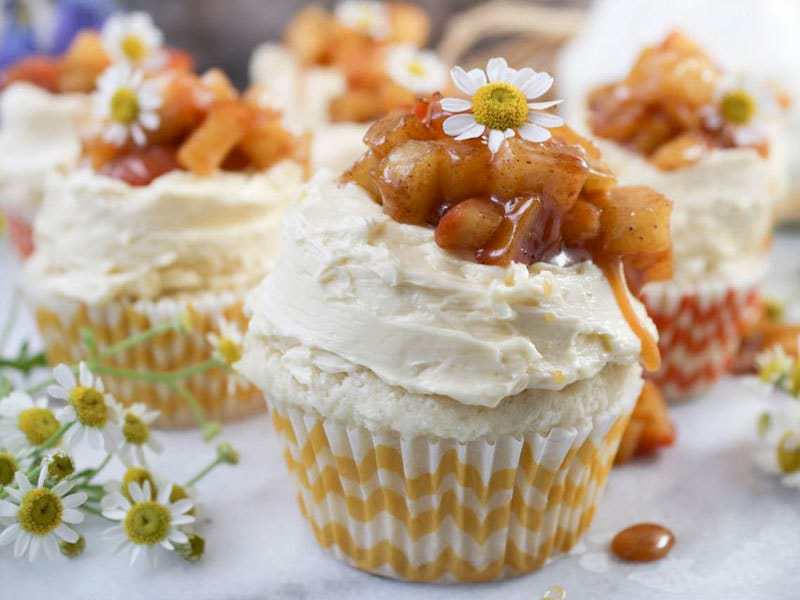 Apple Pie Cupcakes | PaleOMG Apple Pie Cupcakes | PaleOMG