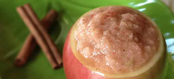 Blendtec Raw Cinnamon Applesauce | Our Paleo Life