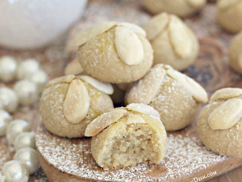 German Marizpan Christmas Cookies | The Clean Dish German Marizpan Christmas Cookies | The Clean Dish
