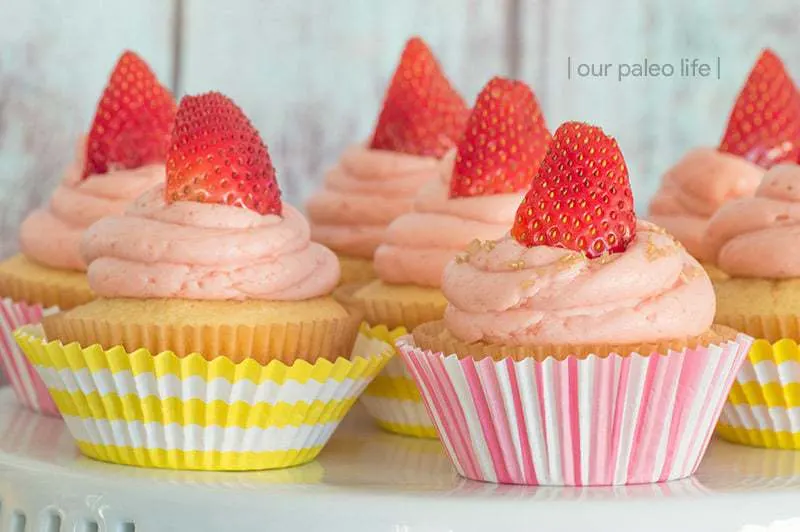 Grain-Free Lemon Cupcakes w/ Strawberry Lemonade Frosting