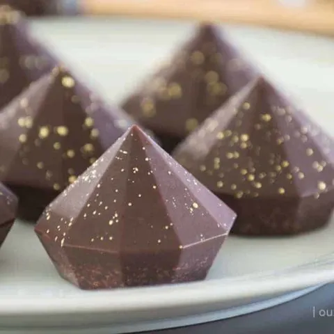 Peppermint Chocolate Fat Bombs