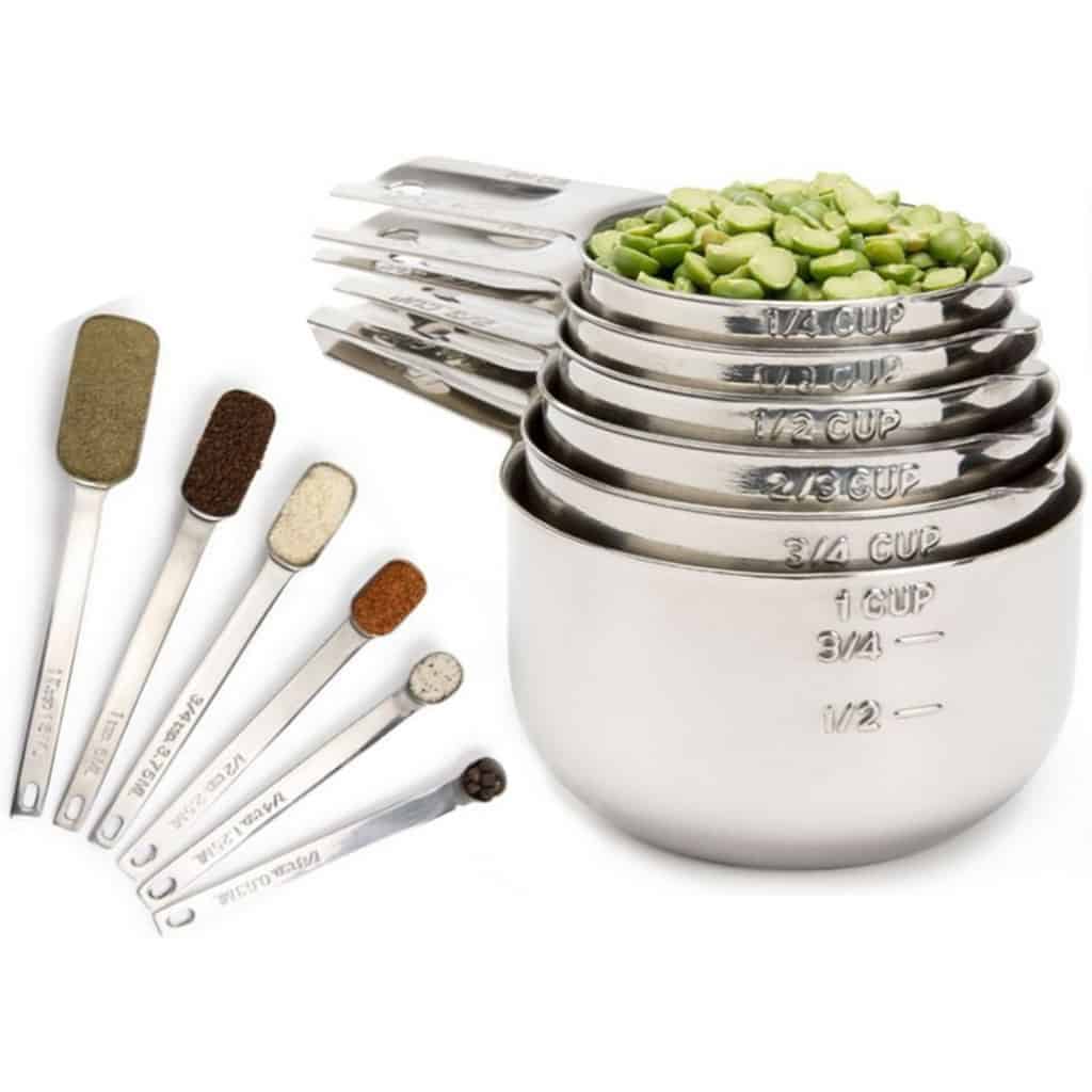 Measuring Cups & Spoons