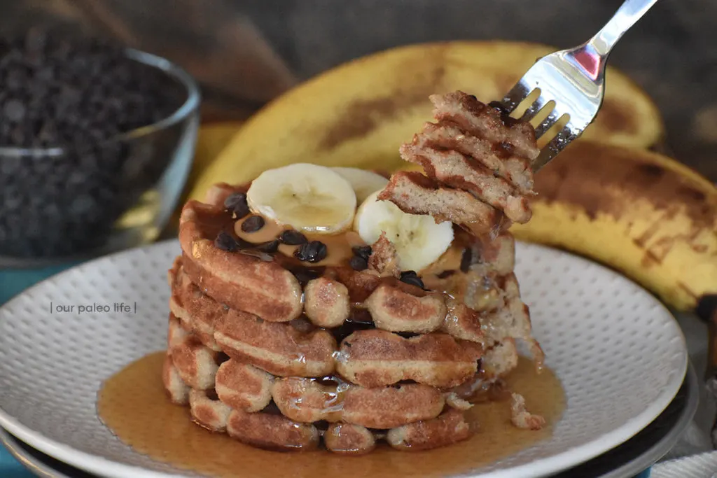 Paleo Banana Protein Waffles {grain-free}