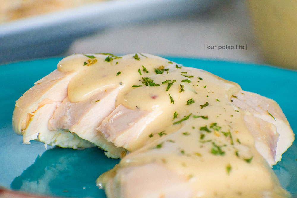 Easy Chicken Gravy {grain-free}