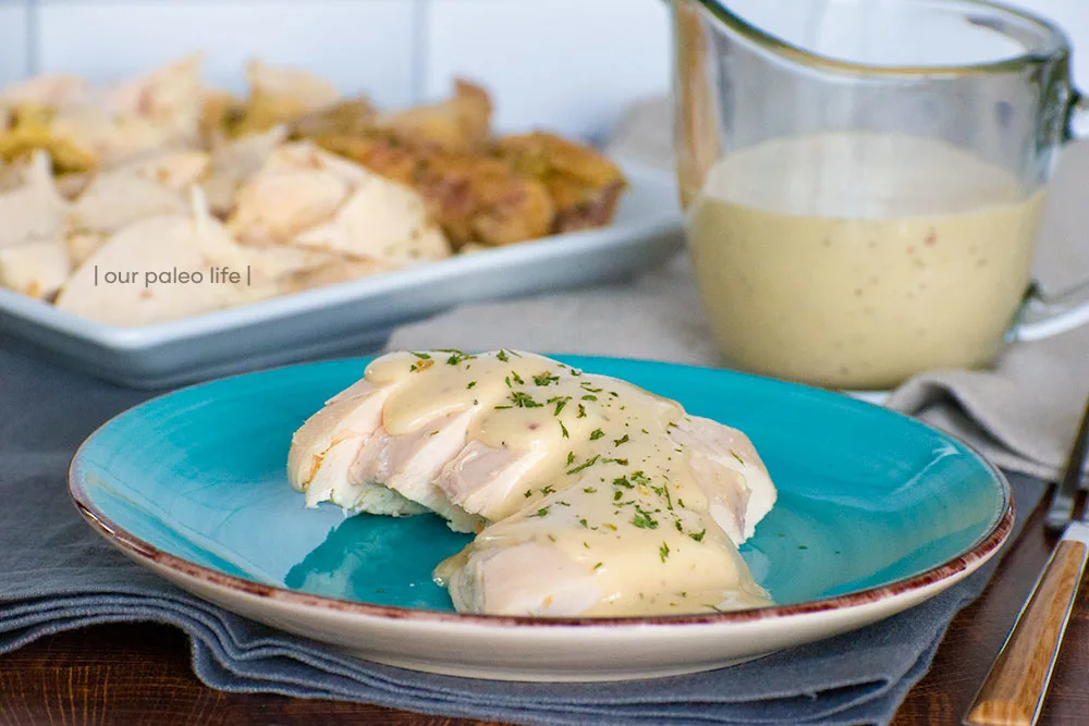 Easy Chicken Gravy {grain-free}