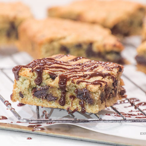 Keto Chocolate Chip Cookie Bars