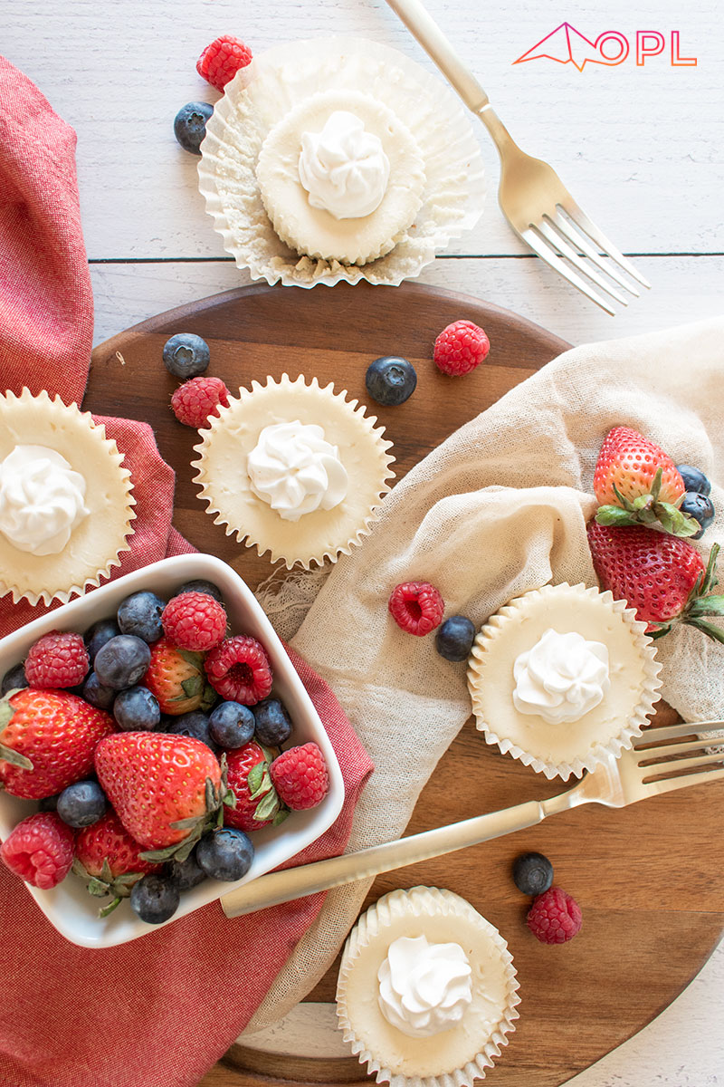 Mini Keto Cheesecakes