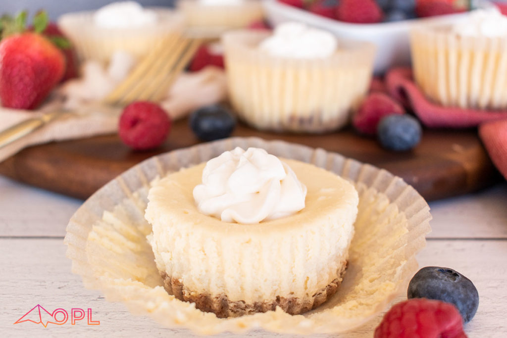 Mini Keto Cheesecakes