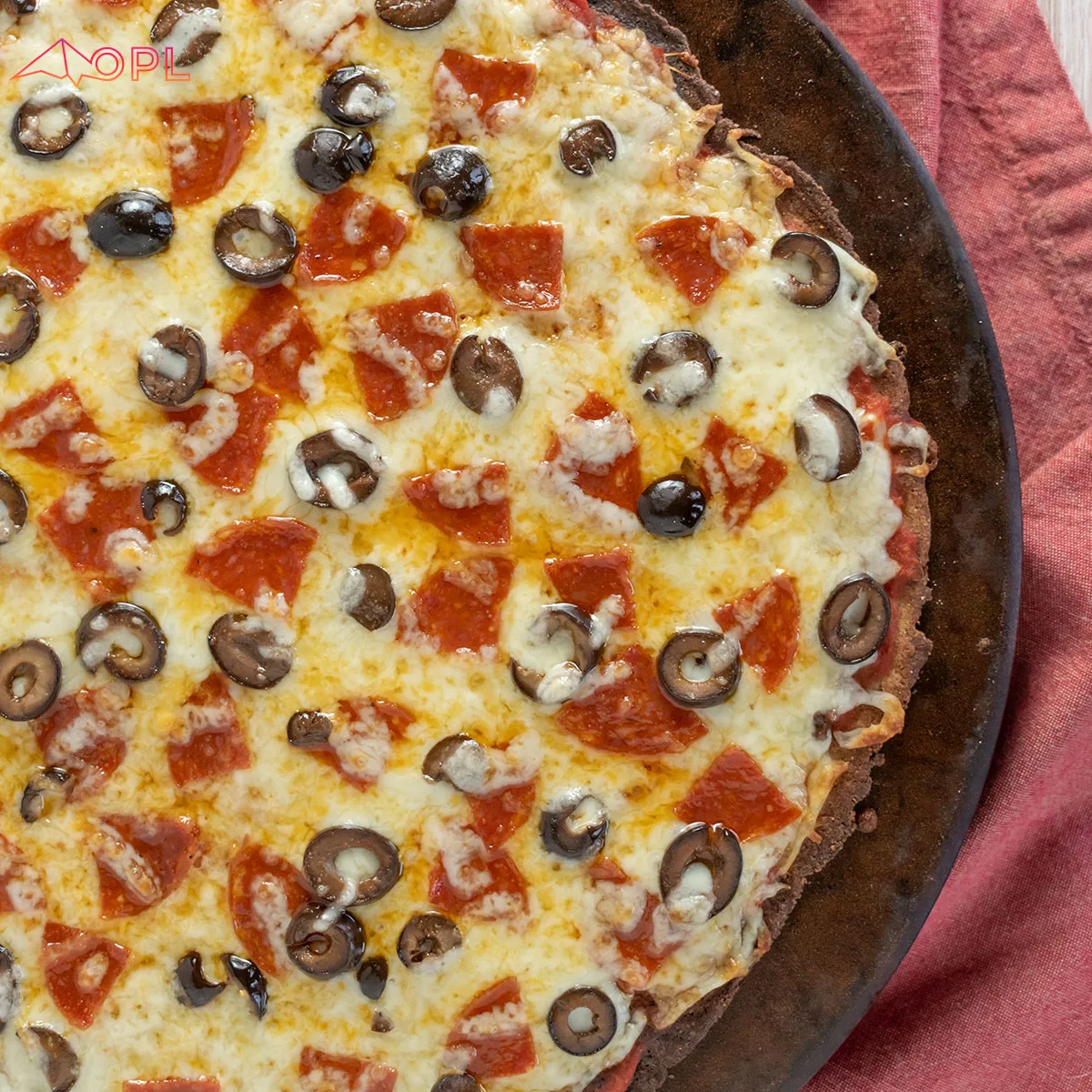 Low-Carb Thin-Crust Pizza {dairy-free}