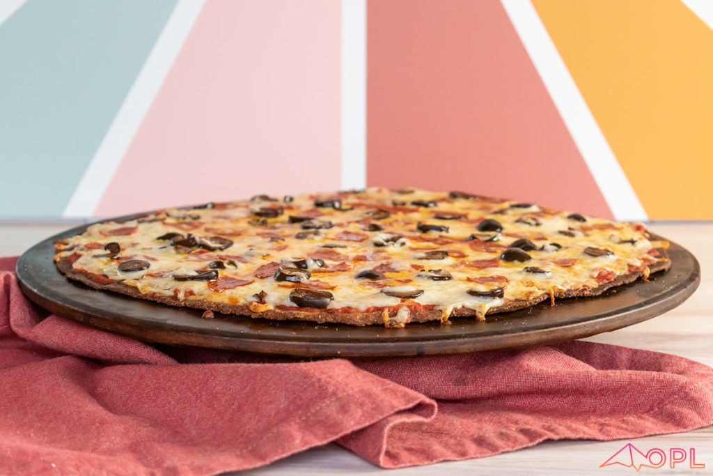 Low-Carb Thin-Crust Pizza {dairy-free}