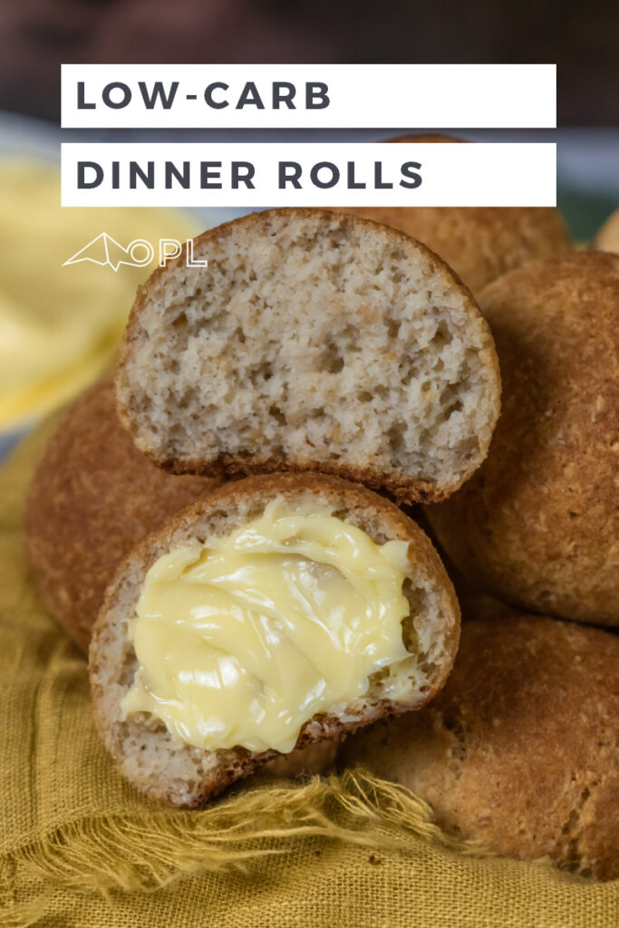 Low-Carb Dinner Rolls