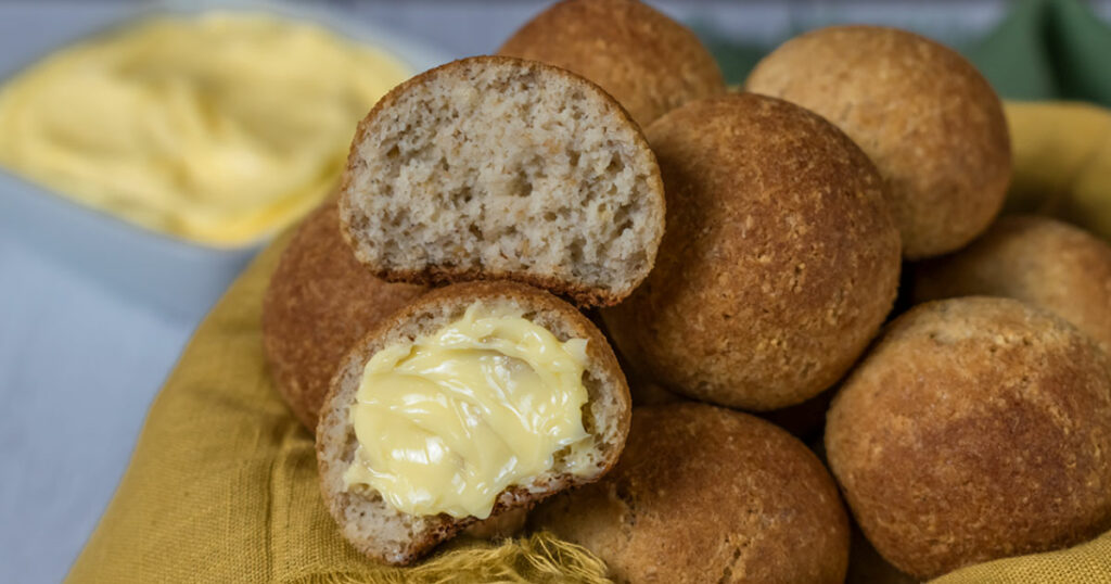 Low-Carb Dinner Rolls