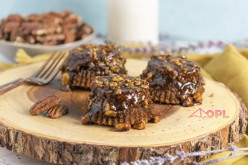 Gluten Free
Pecan Upside Down Mini Cakes