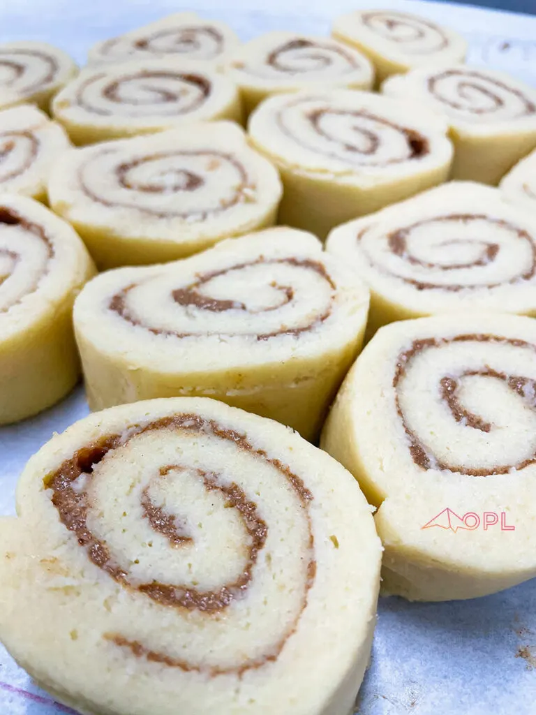 Perfectly Cut Gluten-Free Cinnamon Rolls