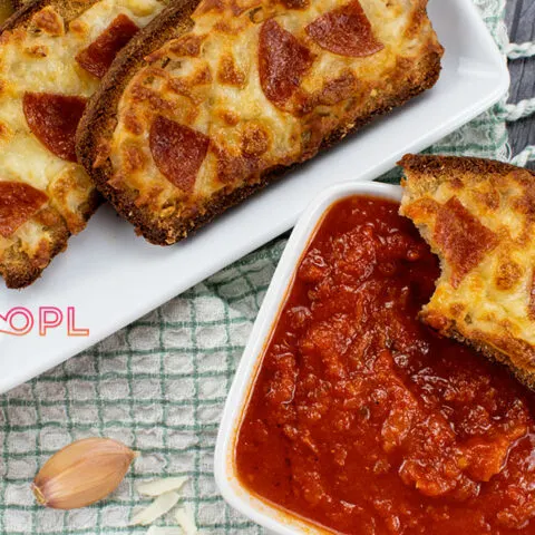 Cheesy Pizza Bread