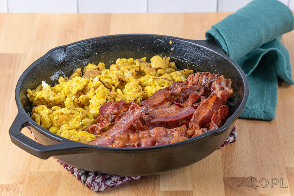 How to cook the best bacon and eggs