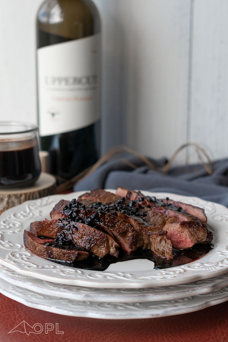 Balsamic Red Wine Steak Sauce (Keto, Paleo) 10 min Easy Recipe