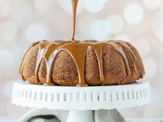 Paleo Maple Pumpkin Cake