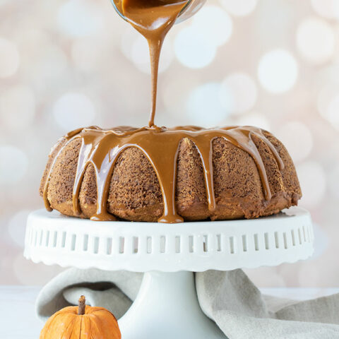 Paleo Maple Pumpkin Cake