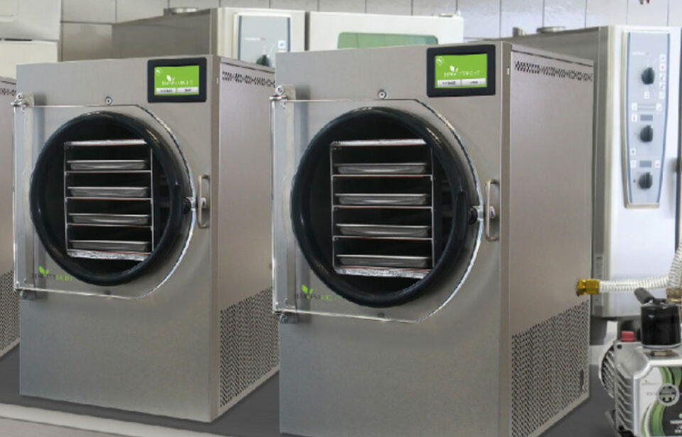 Harvest Right Freeze Dryer (everything you need to know)